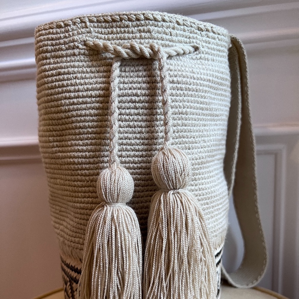 ARYA Handwoven Wayuu Bag